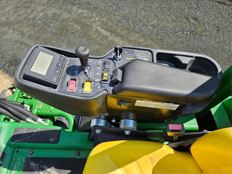 john-deere-7400-image-17