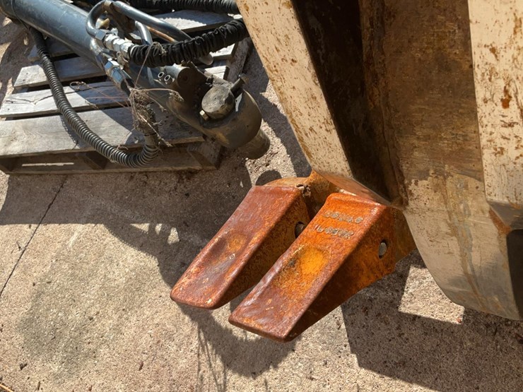 john-deere-270-image-15