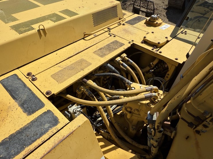 komatsu-pc300-lc-5-image-37