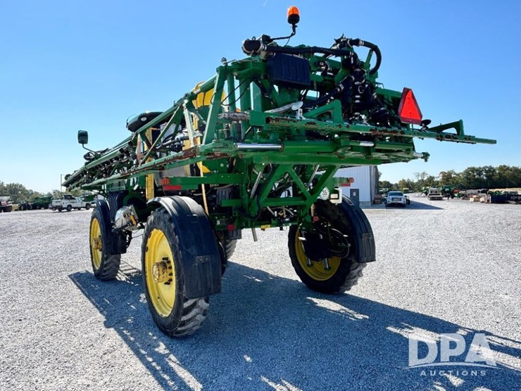2017-john-deere-r4038-image-10