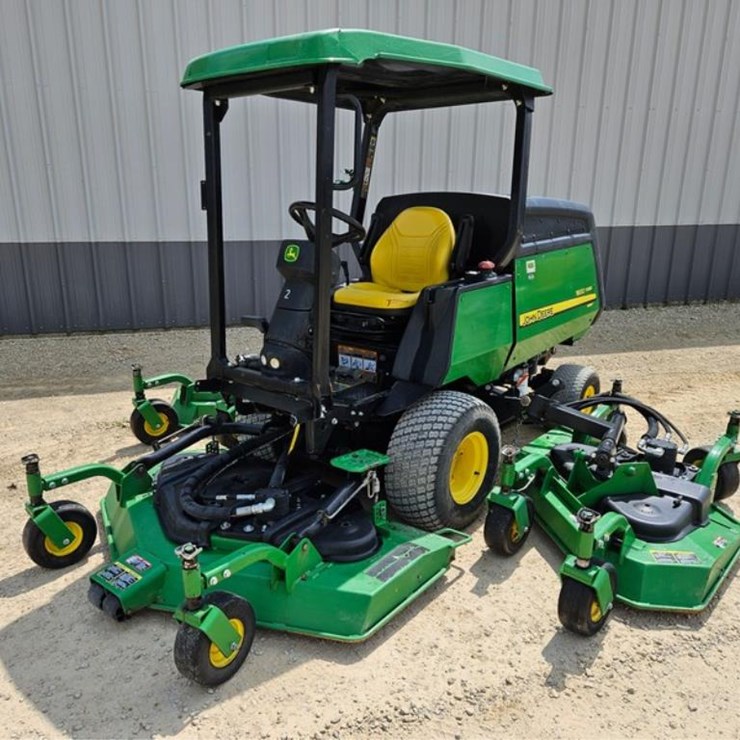 JOHN DEERE 1600