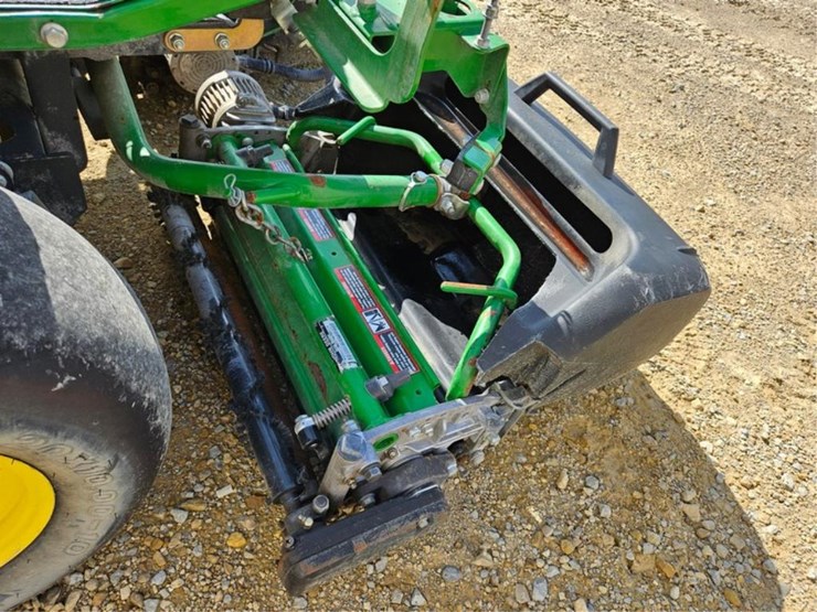 john-deere-2500e-image-13