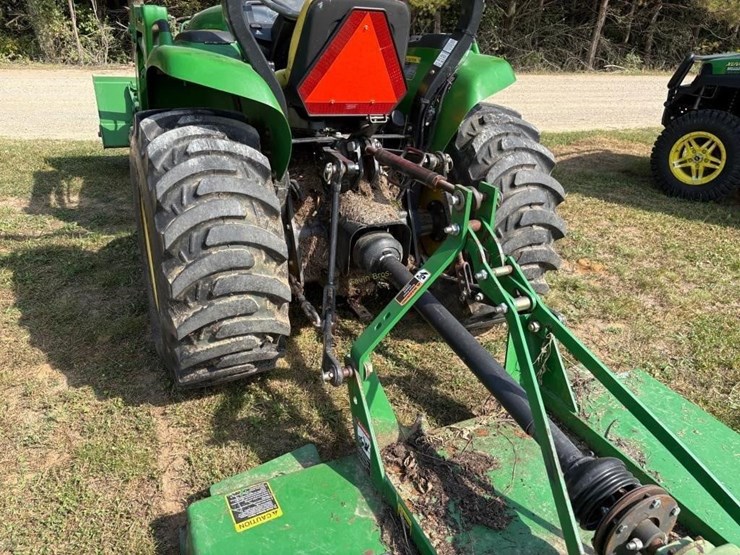 john-deere-3038e-image-6