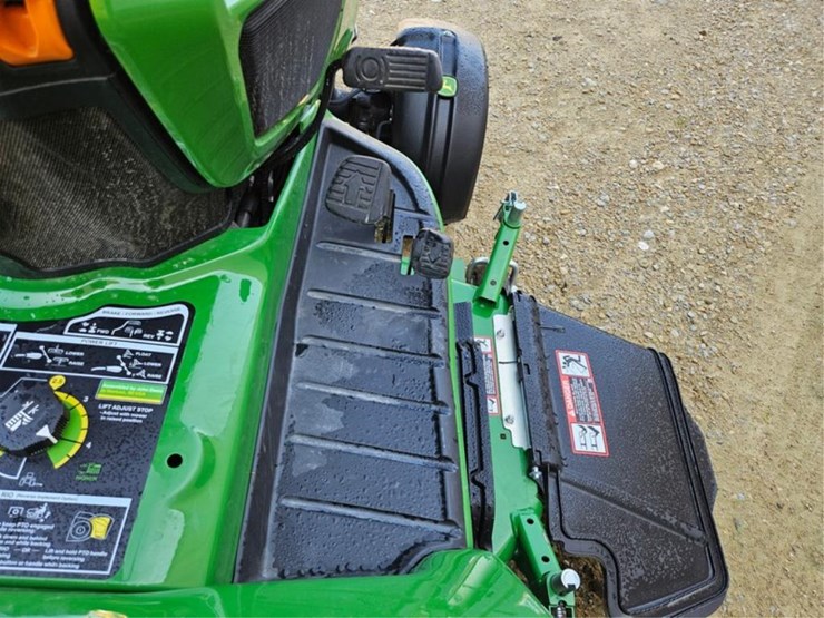 john-deere-x738-image-19