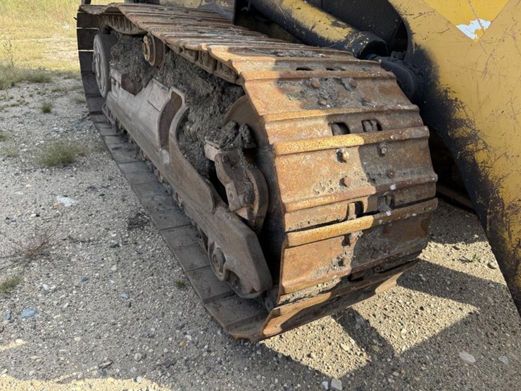 caterpillar-953-image-28