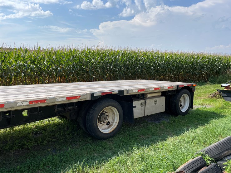 #7105-•-2004-transcraft-48'-step-deck-trailer-(has-wi-title-in-delay)-image-5