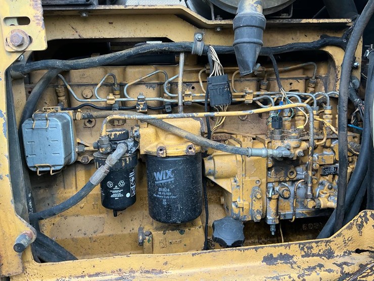 1999-deere-850c-image-38