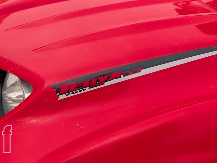 kawasaki-teryx-750-image-10