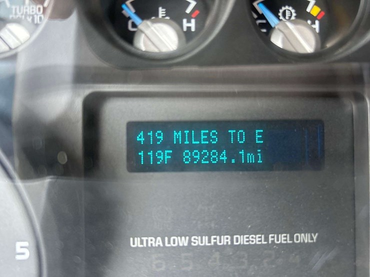 2011-ford-f350-image-6
