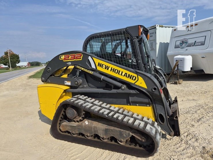 new-holland-c232-image-5