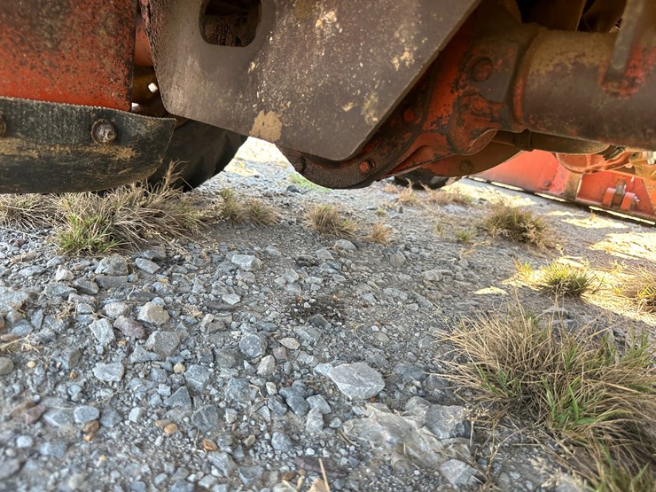 2004-ditch-witch-3700-image-30