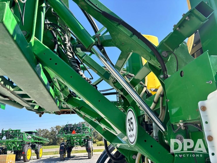 2017-john-deere-r4038-image-67
