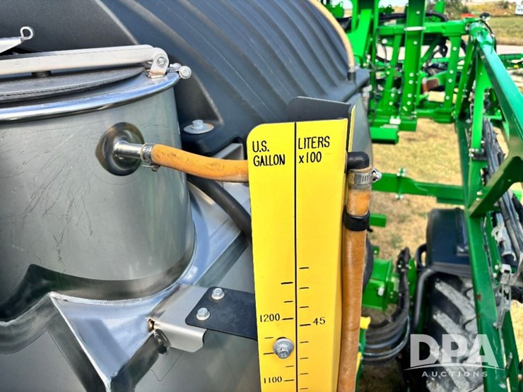 2019-john-deere-r4045-image-125