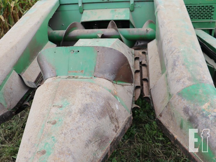 john-deere-334-image-9