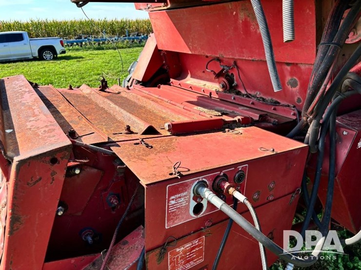 case-ih-1680-image-25