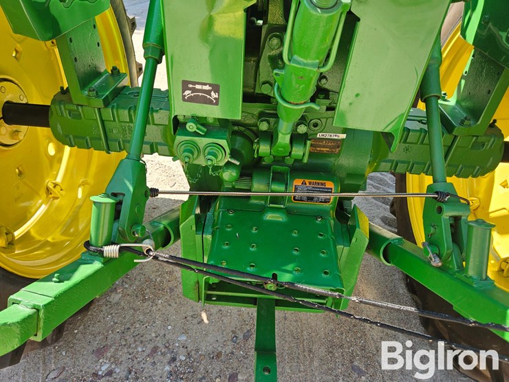 1969-john-deere-2520-image-11