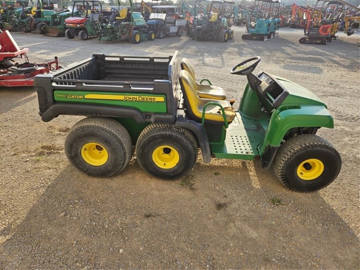 john-deere-gator-image-6