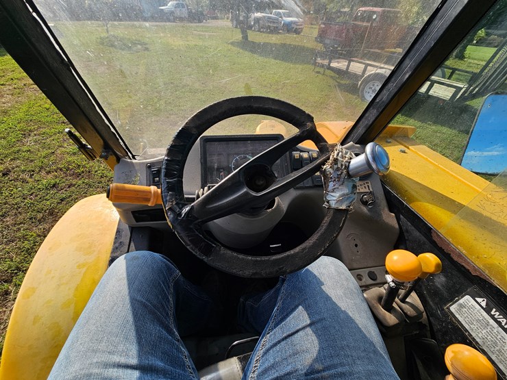 2001-jcb-520-image-43