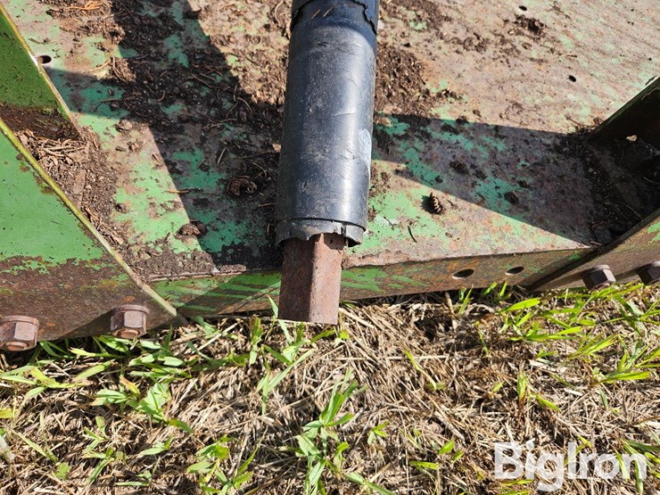 john-deere-205-image-10