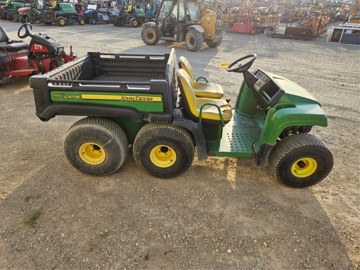 john-deere-gator-image-6
