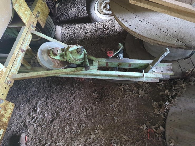 t5b-sprayer-tank-&-booms,-used-as-a-water-tank-image-2