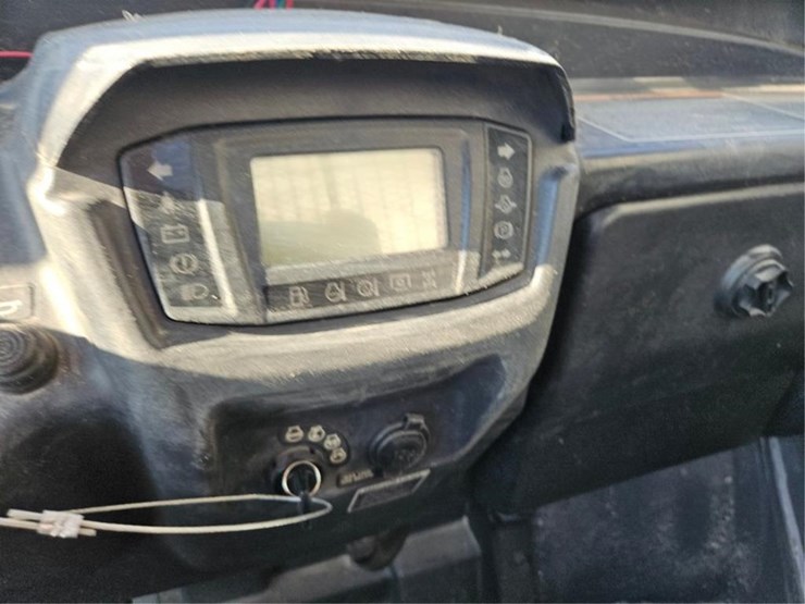 kubota-rtv-x900-image-31