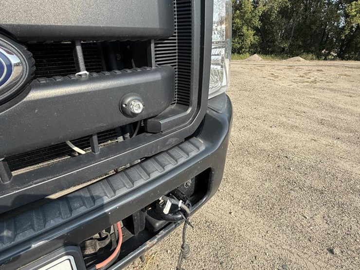 2013-ford-f350-image-19