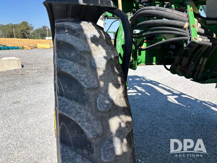 2017-john-deere-r4038-image-79