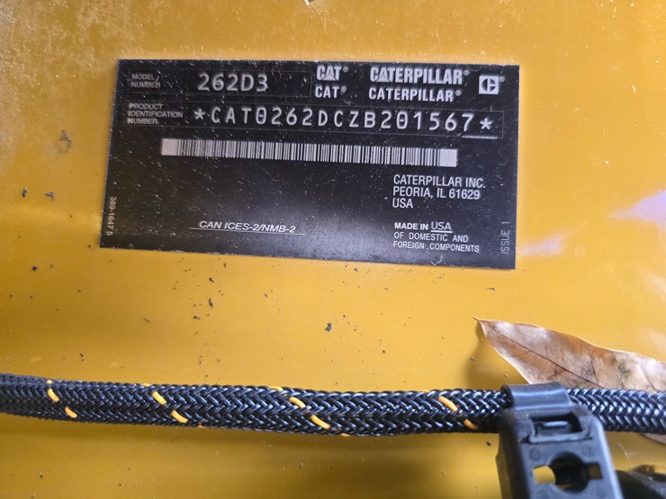 2020-caterpillar-262d3-image-43