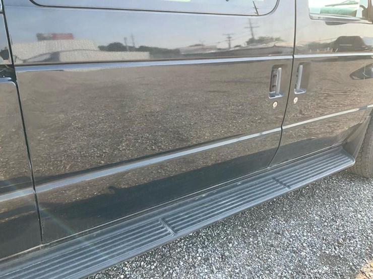 2000-ford-e350-image-37
