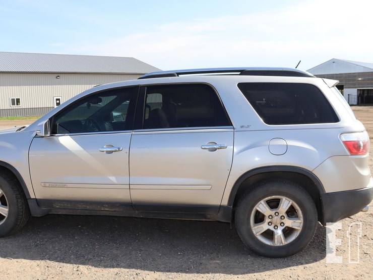 2008-gmc-acadia-image-8
