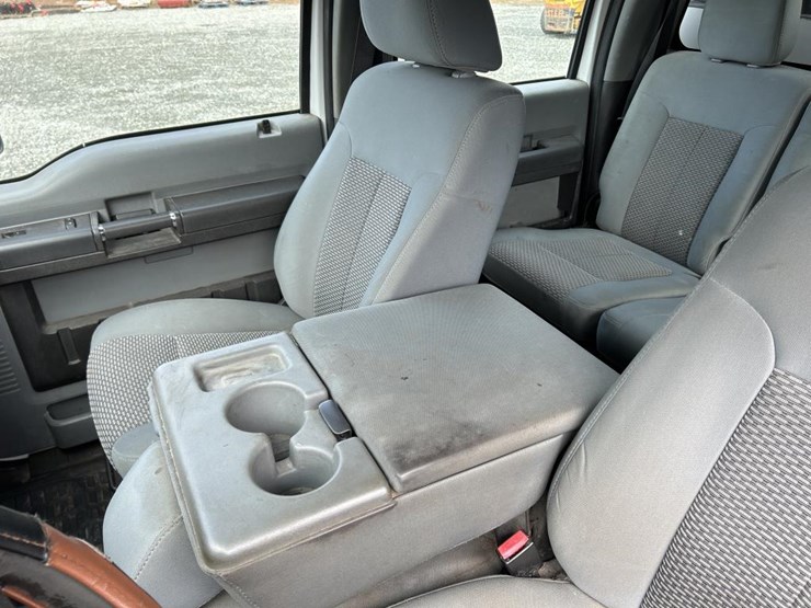 2011-ford-f250-image-44
