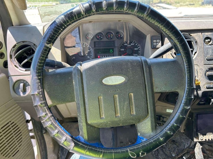 2008-ford-f550-image-14
