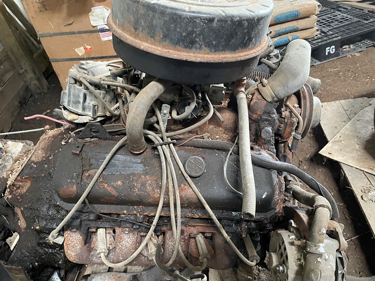 #7152-•-engine-and-transmission-image-11