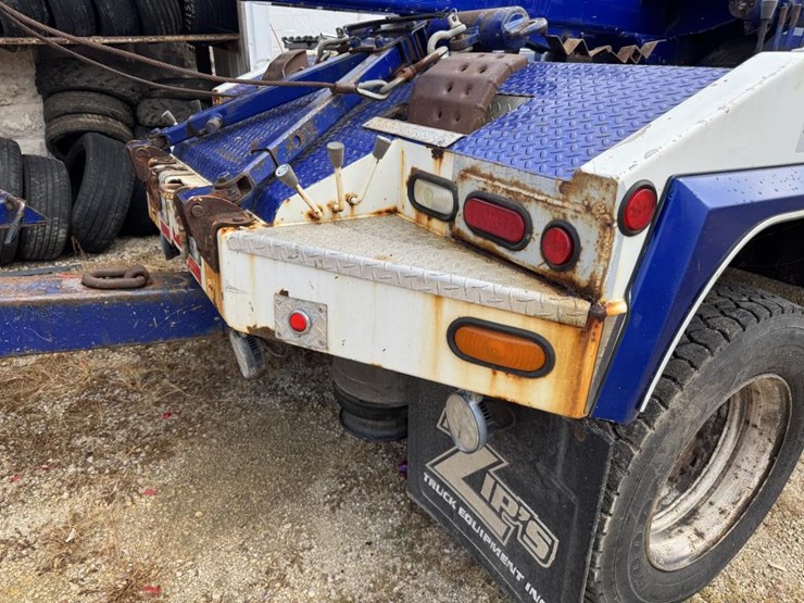 2006-international-durastar-4300-image-24