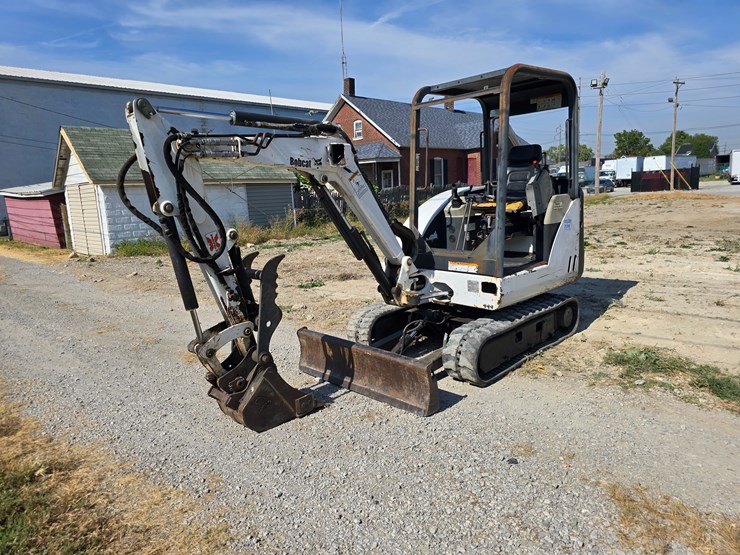 2003-bobcat-328d-image-4