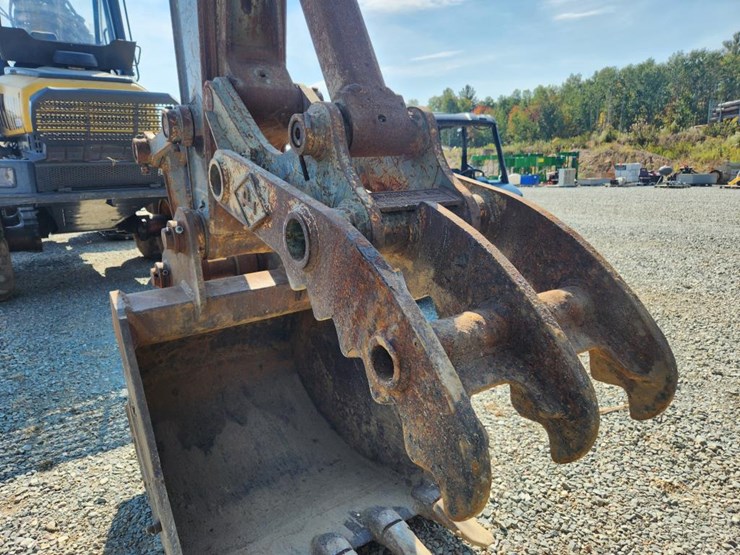 deere-160g-lc-image-15
