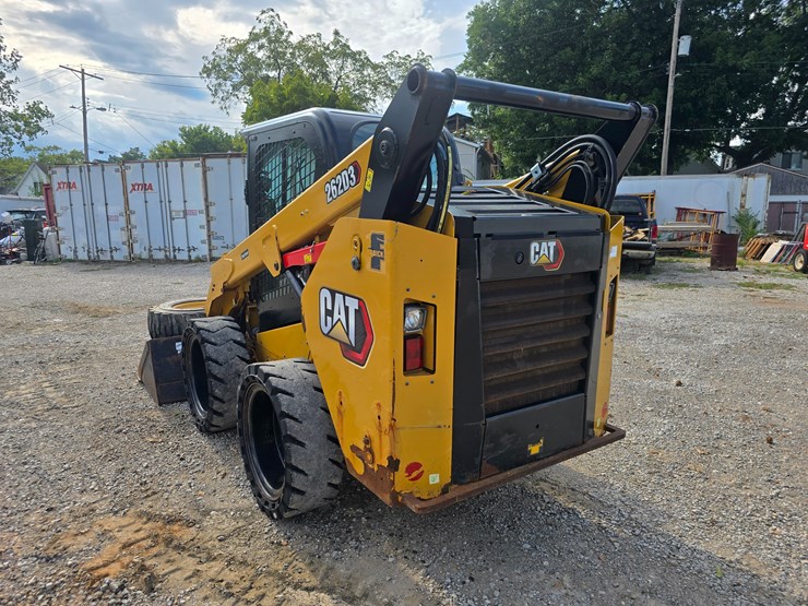 2020-caterpillar-262d3-image-12