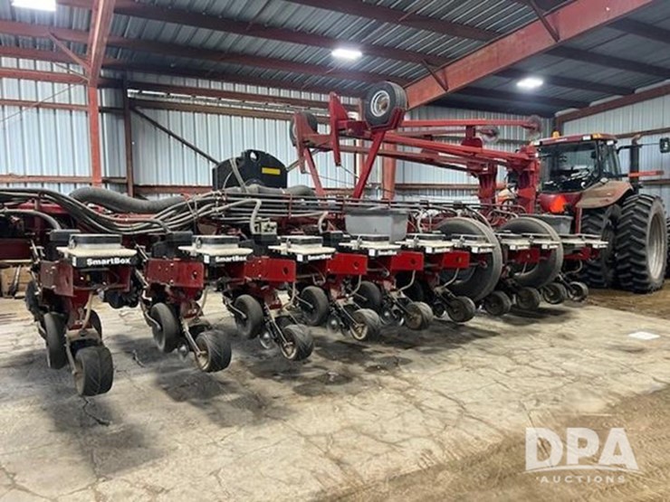 2010-case-ih-1250-image-14