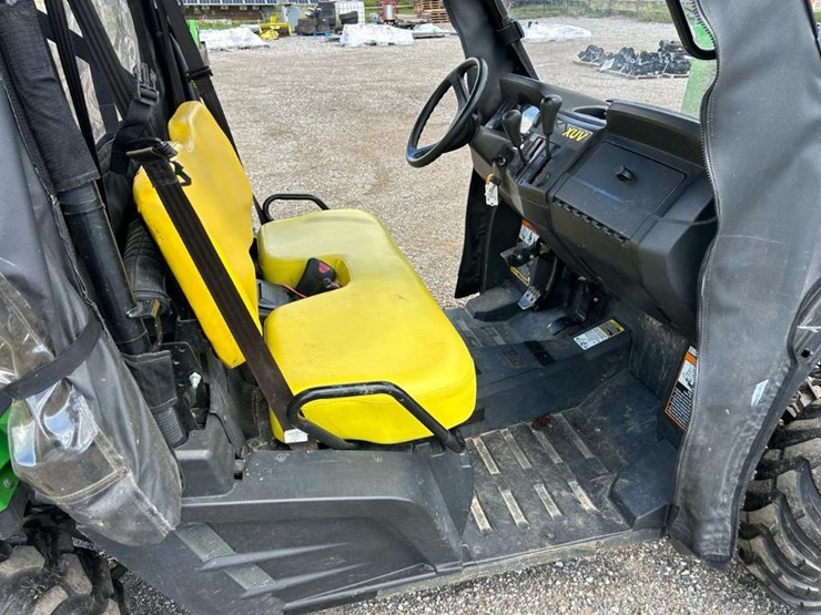 2016-john-deere-gator-image-32