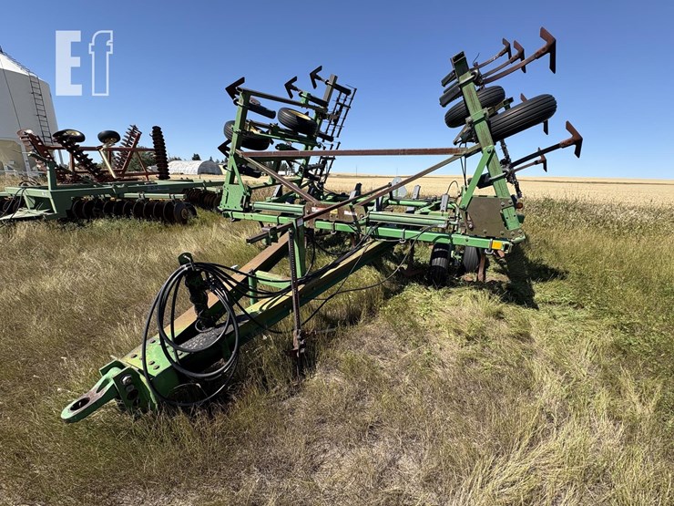 1993-john-deere-610-image-4