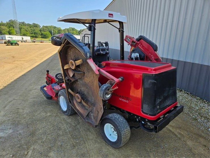 2015-toro-groundsmaster-4000d-image-15