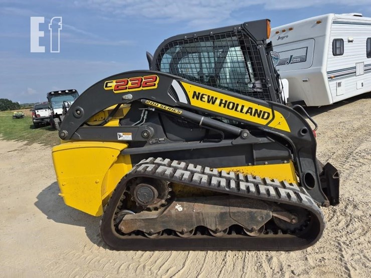 new-holland-c232-image-6