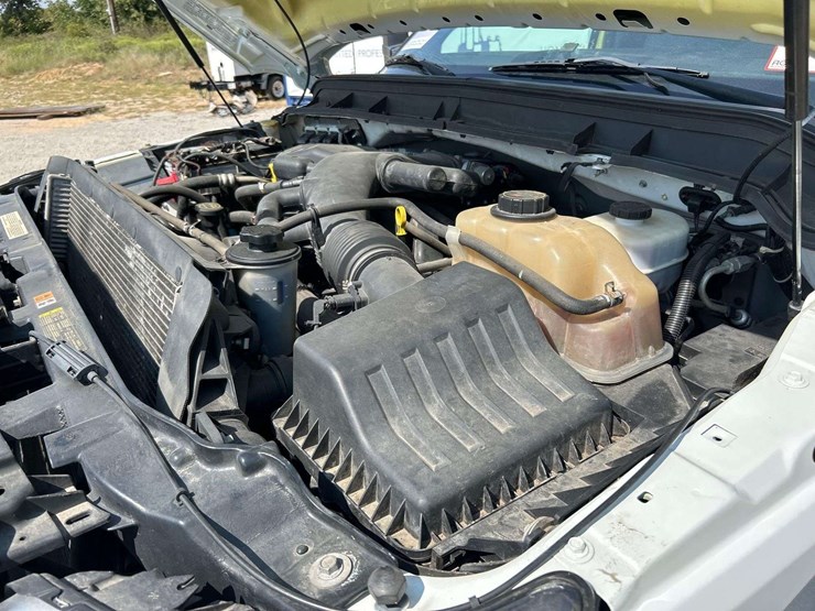 2012-ford-f550-image-7
