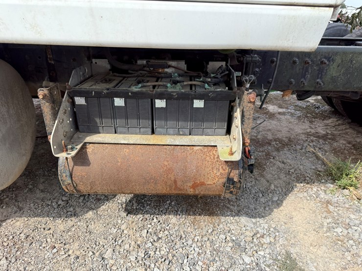 2012-international-prostar-image-16