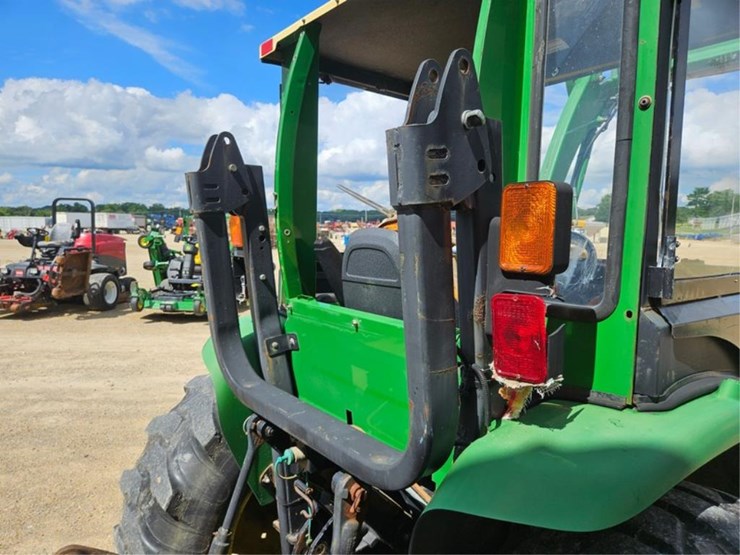 john-deere-4720-image-34