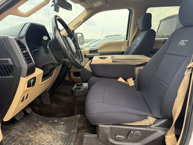 2018-ford-f150-image-25