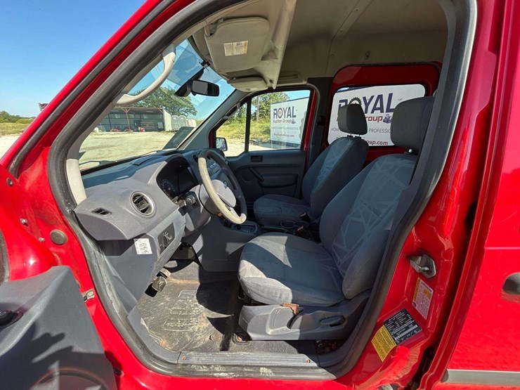 2013-ford-transit-connect-image-12