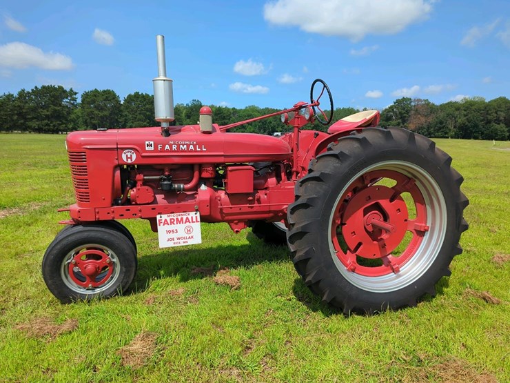 1953-mccormick-farmall-super-h-narrow-front-tractor-image-1