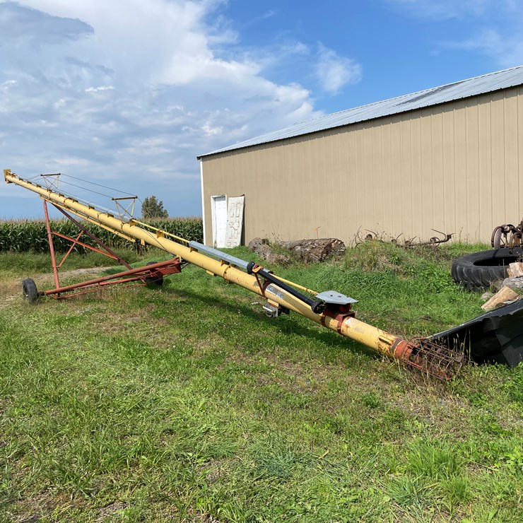 #7109 • Westfield 8" PTO-SD Driven Grain Auger